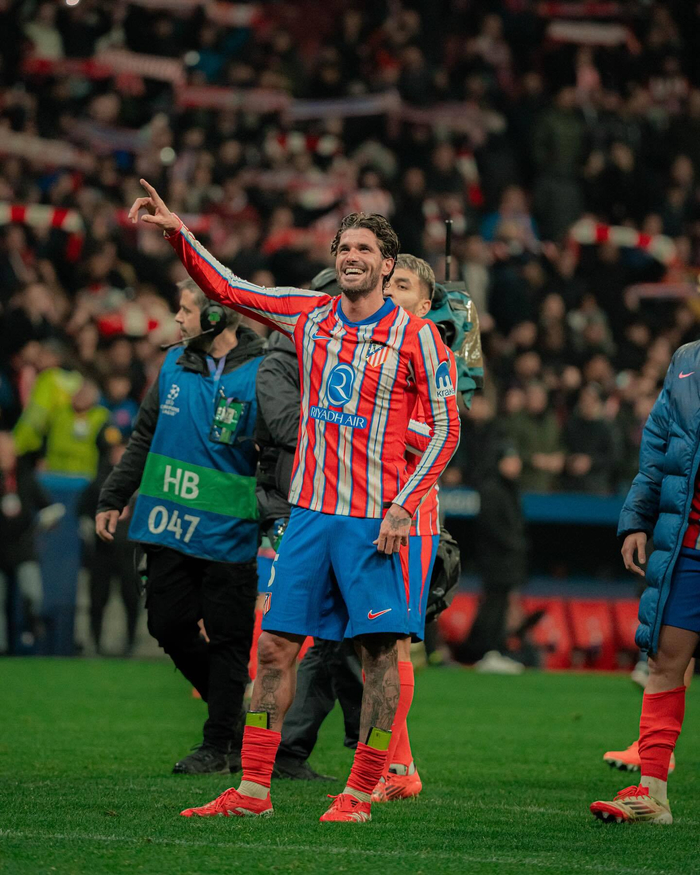 邝兆镭：自己的状态恢复了六七成，要忘掉这场比赛备战下一场（邝兆镭：状态回到六七成，放下此战全力备战下一场）