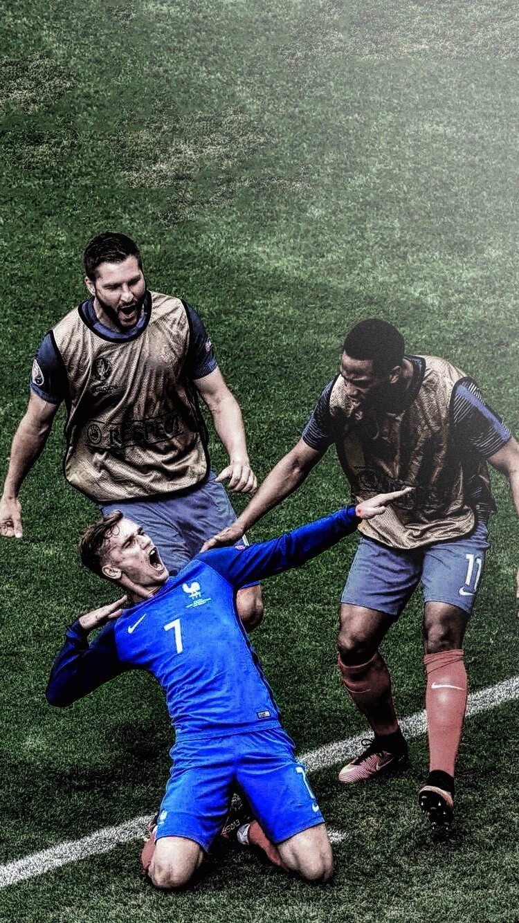 罗马vs乌迪内斯：洛伦佐-佩莱格里尼、克里斯坦特首发，扎尼奥洛、布克萨出战（罗马迎战乌迪内斯：佩莱格里尼、克里斯坦特首发，扎尼奥洛、布克萨出战）