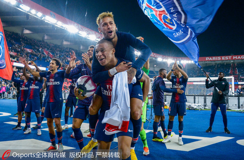 核心缺阵！布克因伤缺席对雷霆的NBA杯关键战（布克因伤无缘对雷霆的NBA杯关键一战）