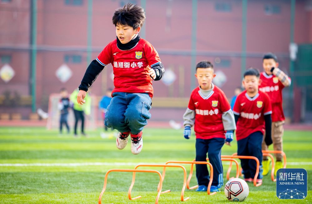 夺冠大热直接对话，阿森纳、拜仁位列欧冠夺冠赔率榜前二（欧冠夺冠热门正面交锋：阿森纳与拜仁包揽赔率前二）